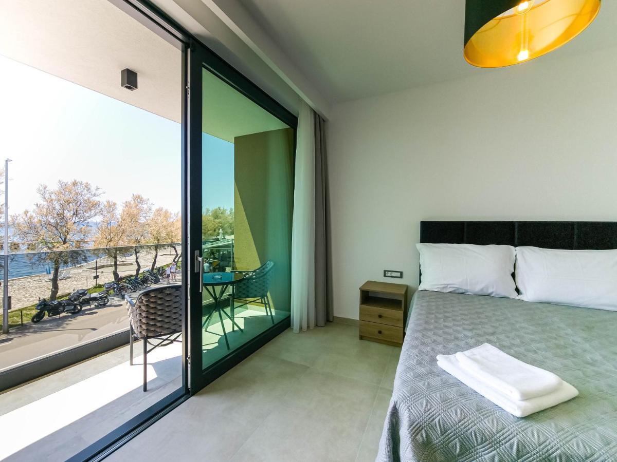 Maresole Beachfront Residence 波雷奇 外观 照片
