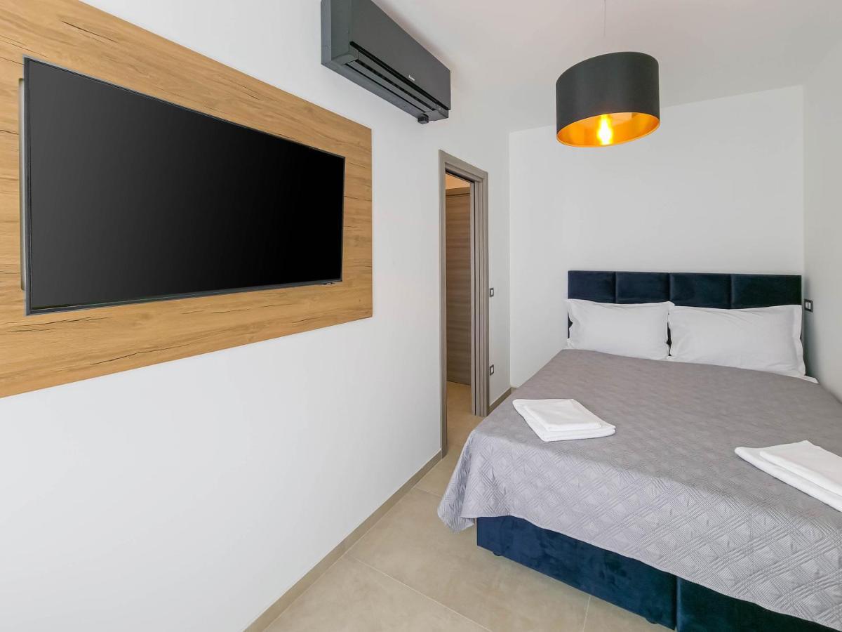 Maresole Beachfront Residence 波雷奇 外观 照片